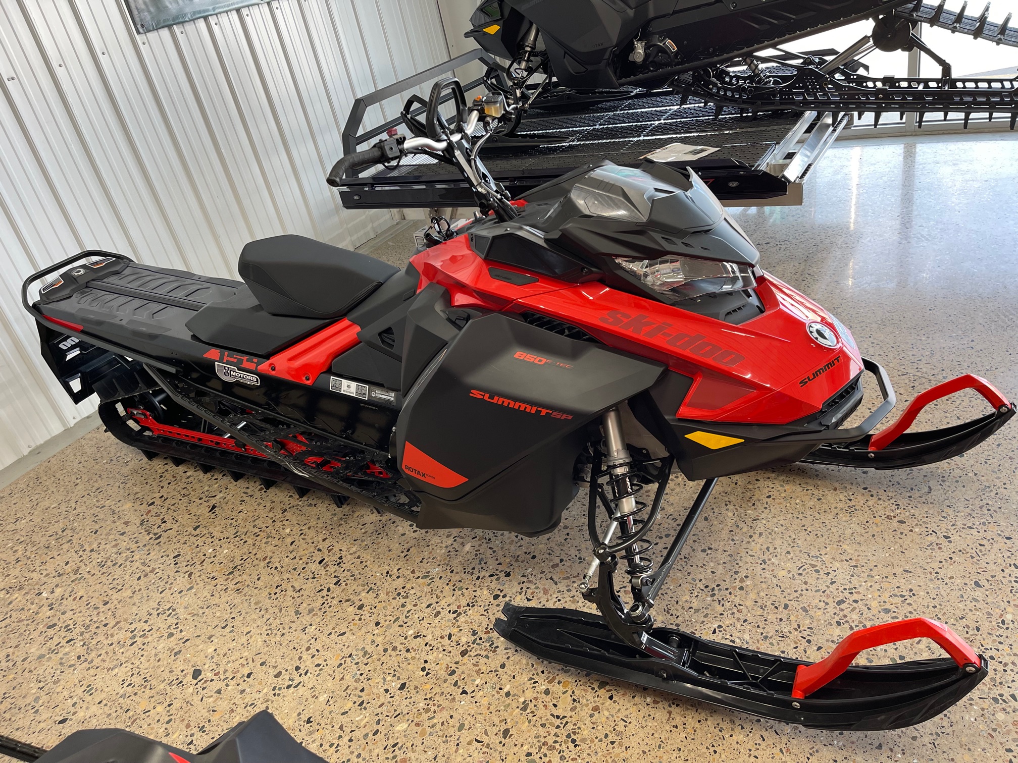 Snowmobile U Motors Inc. Fargo, ND (701) 2325000
